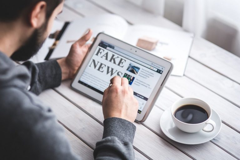 Misinformation: Sådan spotter du myter om Covid-19