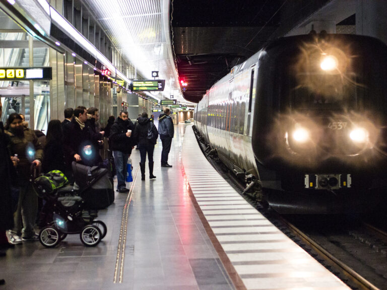 Øresundstog skal krydse Øresund igen hvert tiende minut i myldretid i december