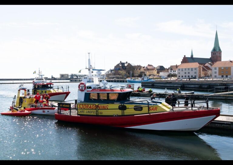 Dansk og svensk søredningstjeneste holdt fællesøvelse i nordlige Øresund