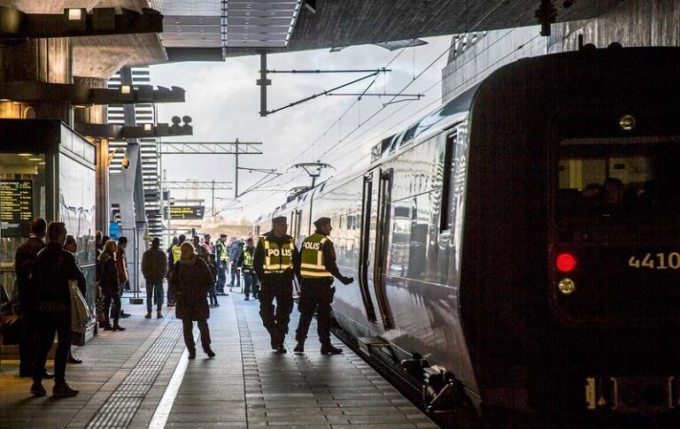 Sverige forlænger den indre grænsekontrol med seks måneder