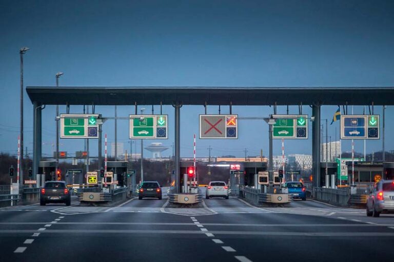Øresundsbroen indfører fast track-testperiode for bilpendlere