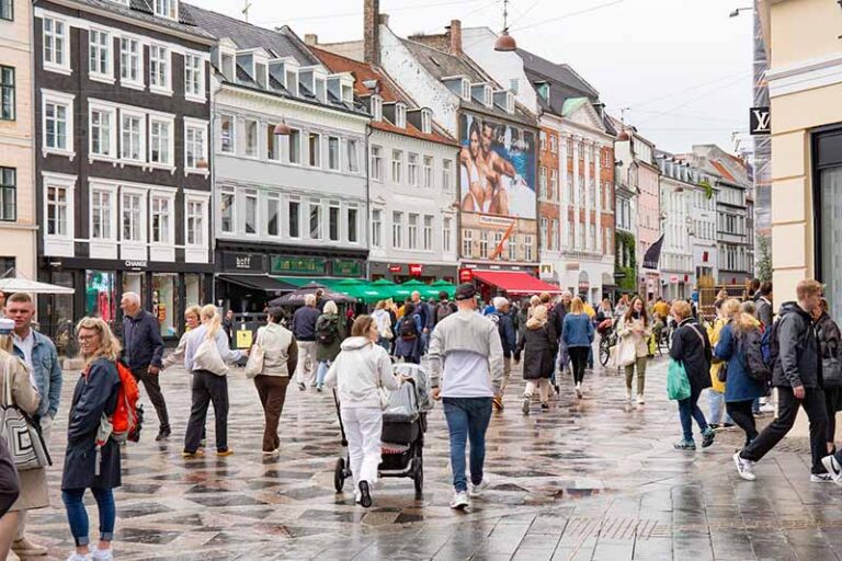 Danmark har haft den næstlaveste inflation i EU de seneste to år – Sverige ligger lige under EU-gennemsnittet