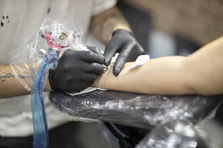 Tatoveringer kan være en risikofaktor for melanom